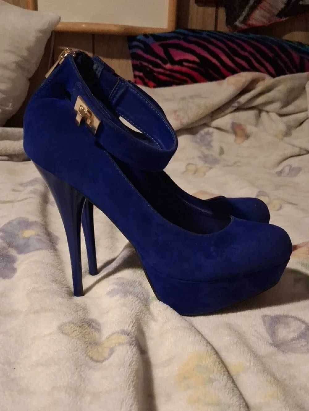 Suede Ankle-Strap Pumps in Cobalt Blue -